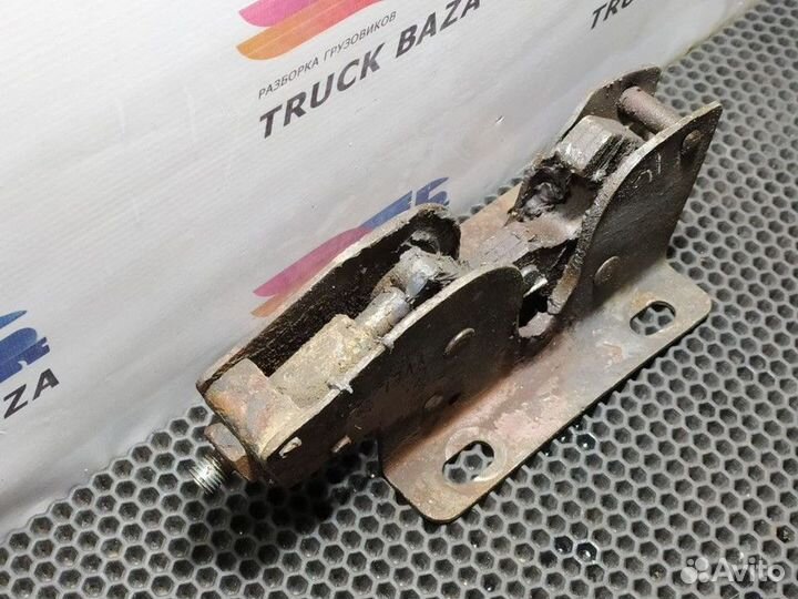 Замок кабины