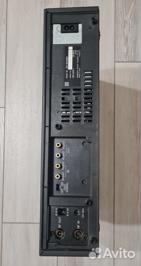 Видеомагнитофон Panasonic NV-SD20EE