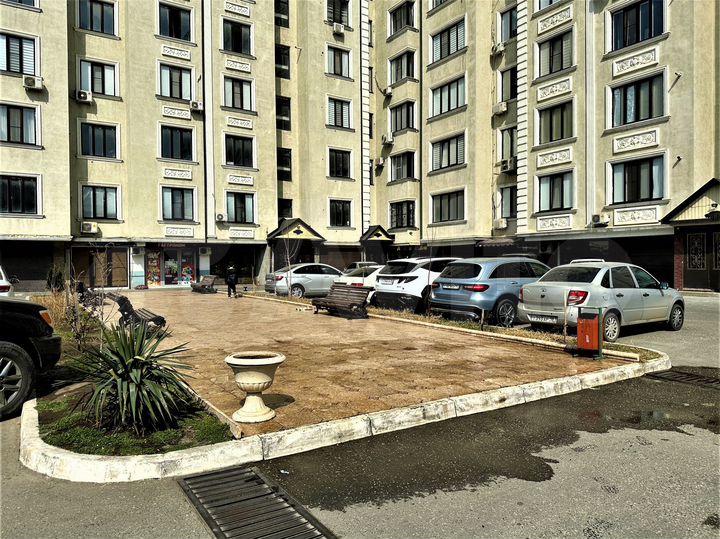 3-к. квартира, 136 м², 5/10 эт.