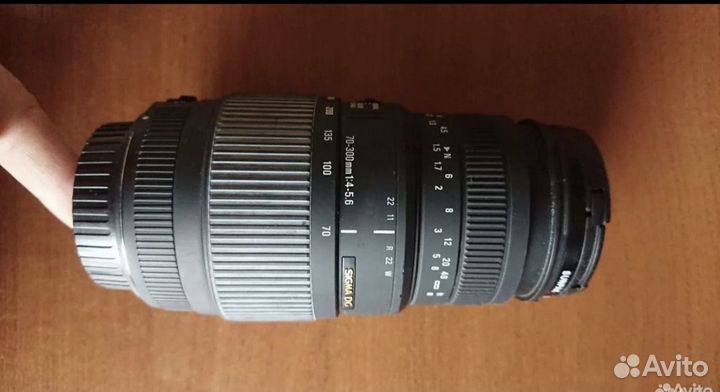 Объектив Sigma DG ef 70-300 mm