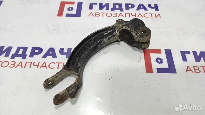 Кронштейн амортизатора нижний левый Audi A6 8K0413