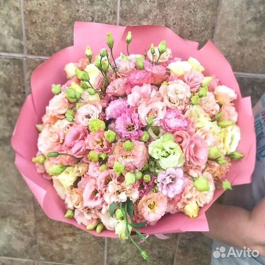 Букеты из живых цветов