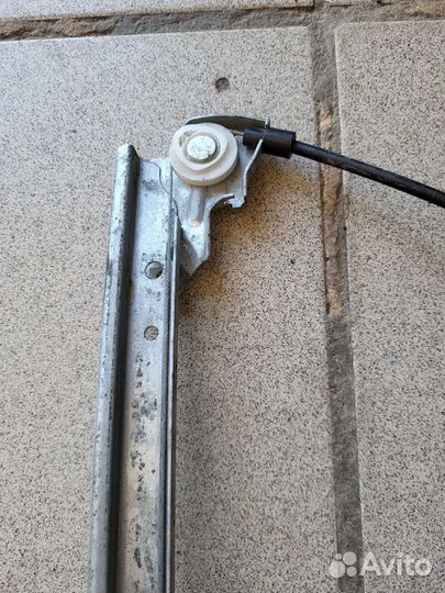 Стеклоподъемник задний левый peugeot 607