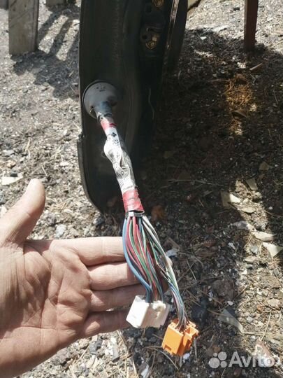 Дверь, крыло на ipsun