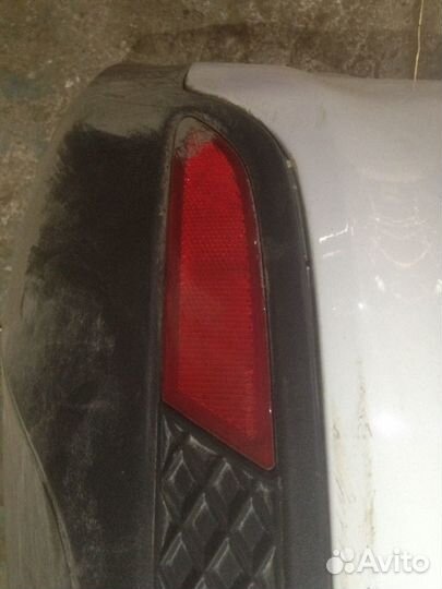 Вставка в задний бампер левая Форд фокус 3