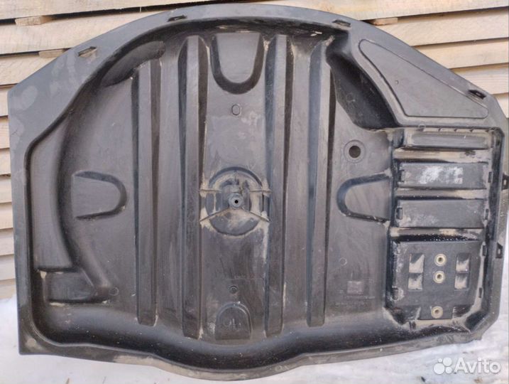 Поддон багажника Мерседес w211