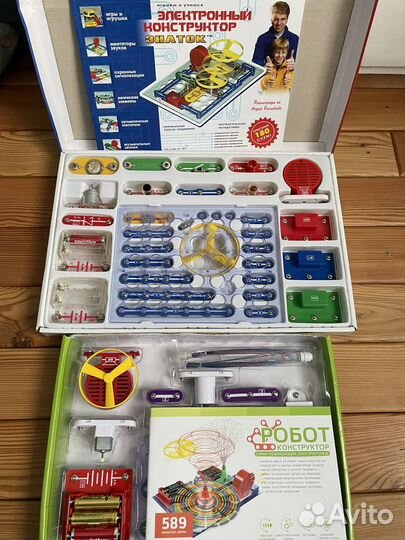 Электронный конструктор Знаток 180 схем