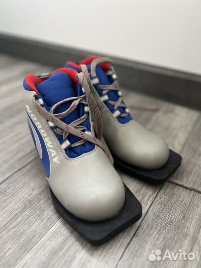 Лыжные ботинки Nordway 32