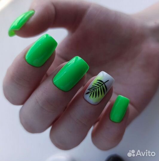 Маникюр и педикюр