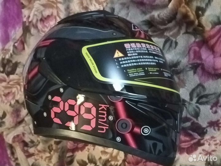 Шлем новый есть блютуз наушники с микрофоном