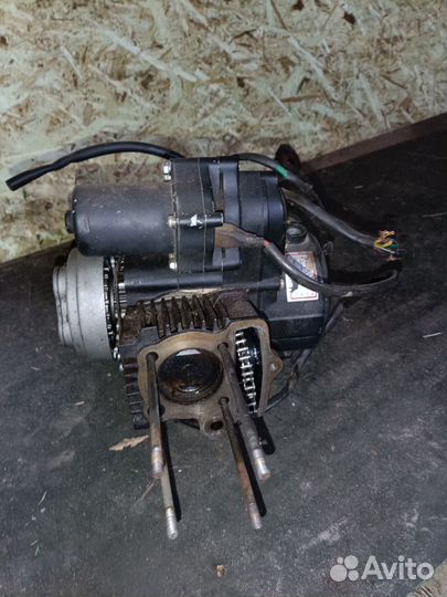 Пол двигателя 50