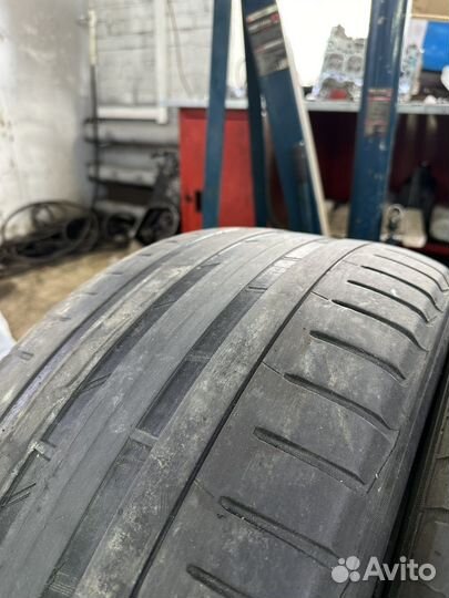 Nokian Tyres Hakka Black SUV 265/45 R21