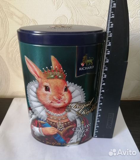 Жестяные банки коробки от чая, кофе, печенья