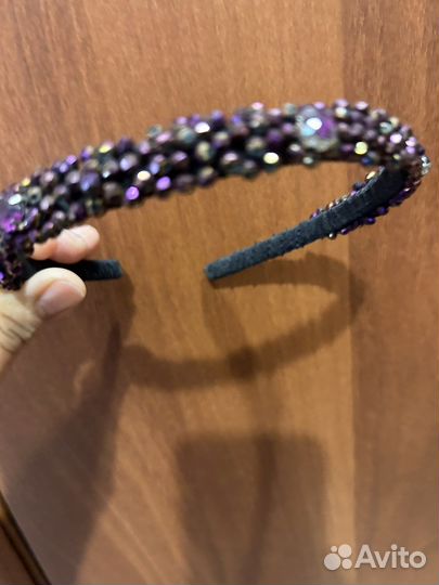 Ободок для волос со стразами