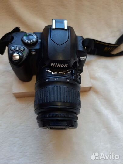 Зеркальный фотоаппарат nikon D40x - 2007 года