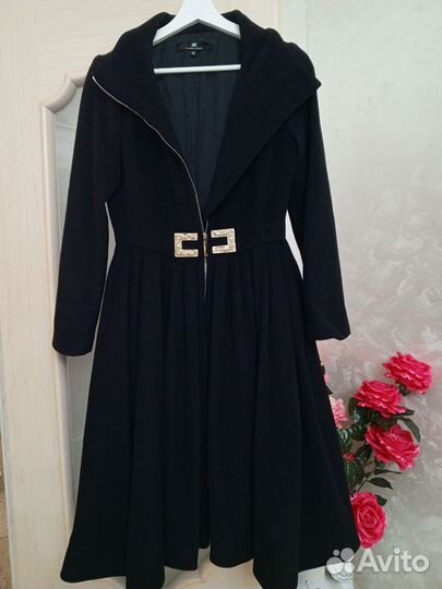 Пальто Elisabetta Franchi