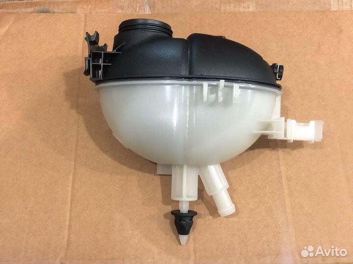 Расширительный бачок A2045000749