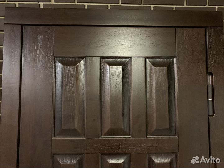 Входная металлическая дверь