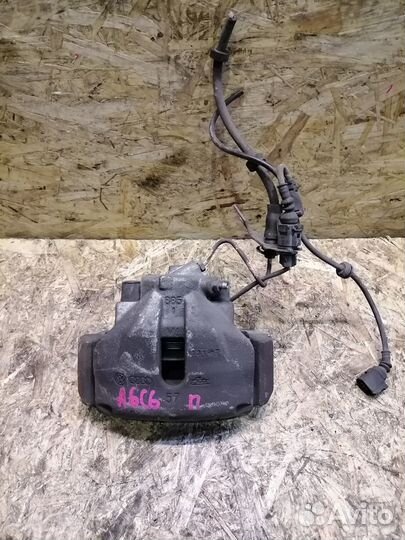 Суппорт передний Audi A6 C6 2.4