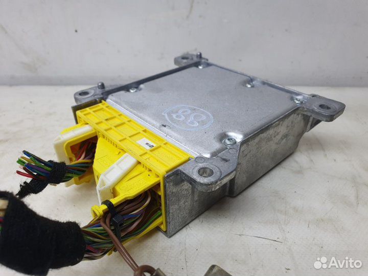 Блок управления аирбаг Mercedes-Benz C W204 6.3