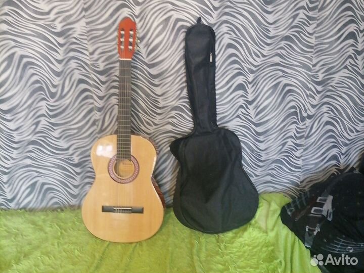 Акустическая гитара homage