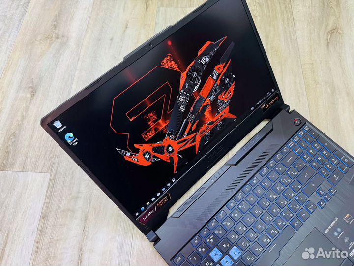 Игровой ноутбук Asus ROG 2023г