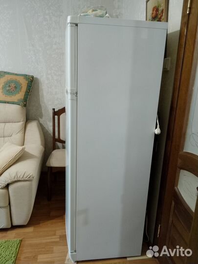 Холодильник 