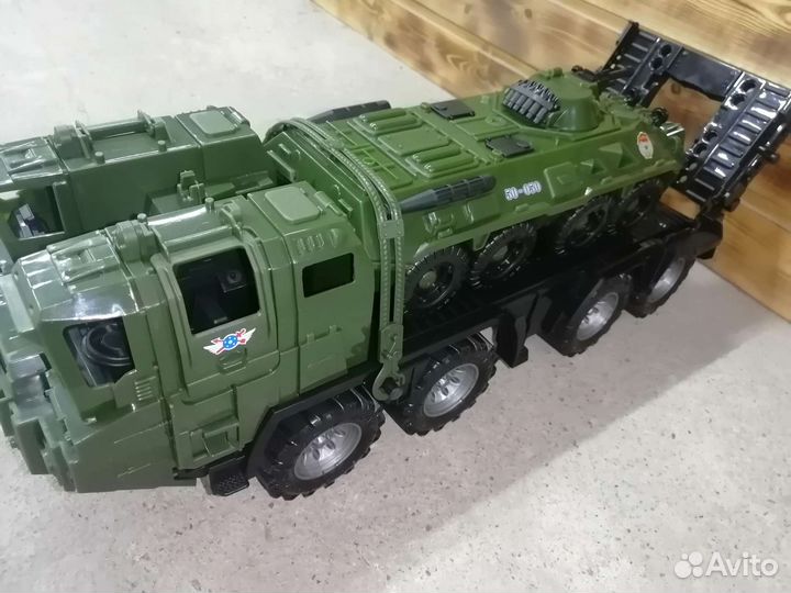 Игрушка большая машинка новая