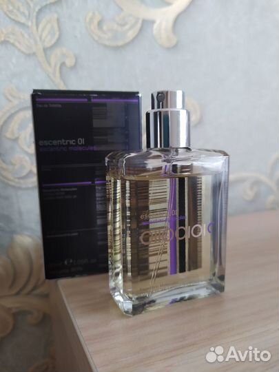 Escentric 01 Escentric Molecules