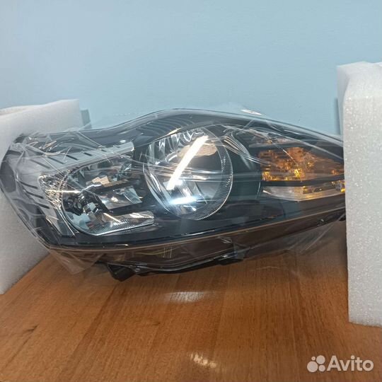 Фара правая Ford focus 2 рестайлинг новая