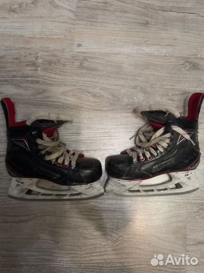Коньки хоккейные детские bauer supreme S 140