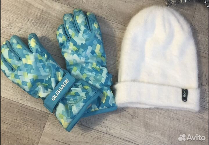 Шапка roxy и перчатки glissade