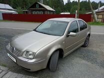 Volkswagen Bora 1.6 AT, 2005, 230 700 км, с пробегом, цена 400 000 руб.