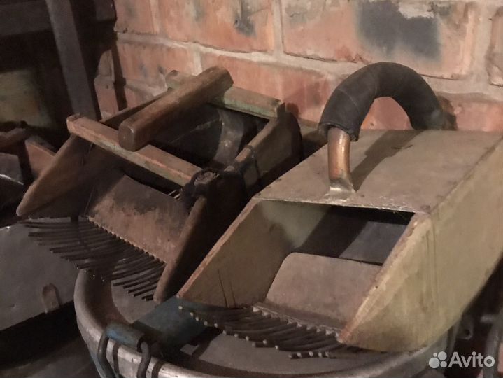 Совок для сбора ягод