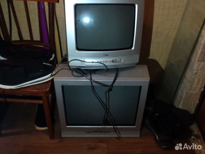 Отдам рабочие за курицу