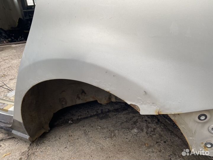 Задняя часть кузова VW Polo SED RUS серебро