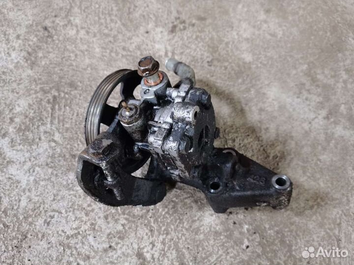 Насос гур mazda 323 bj 1.3 B3-me