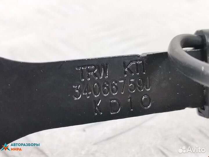 Замок ремня безопасности Peugeot 3008 2010 8975JA