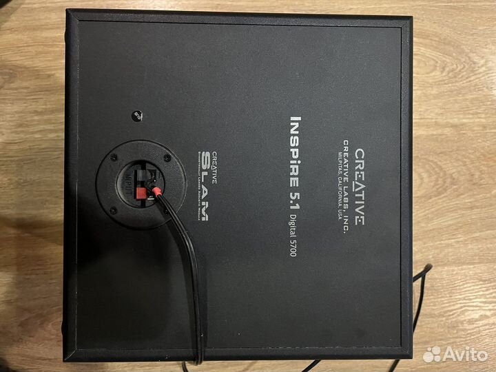 Сабвуфер creative