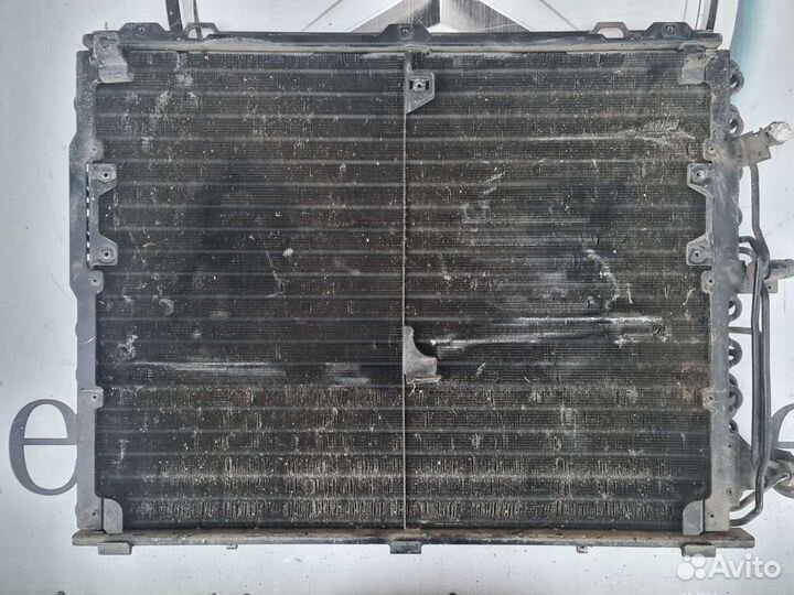 Радиатор кондиционера Mercedes W140