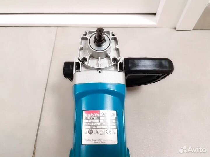 Полировальная машина Makita 9227 Япония