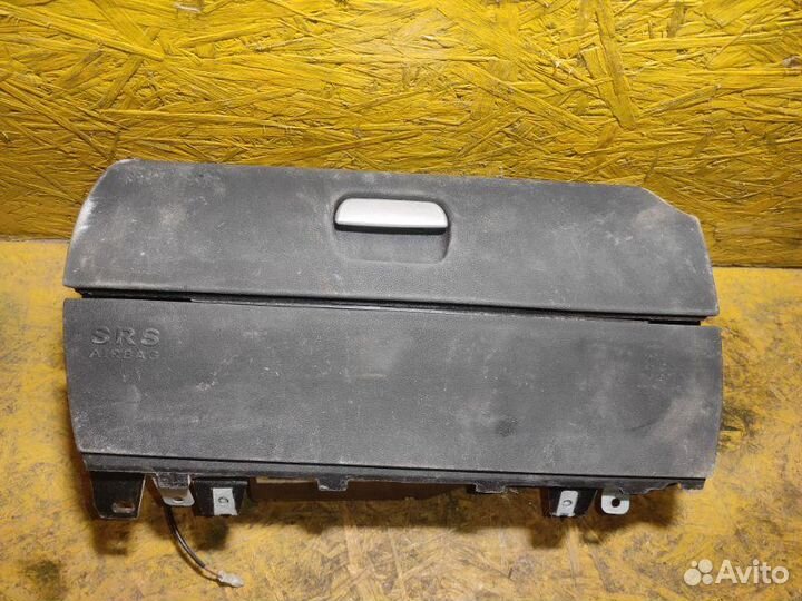 Бардачок Mercedes Slk R171