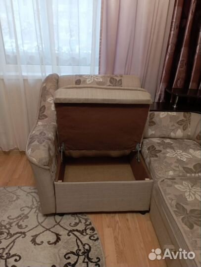 Угловой диван