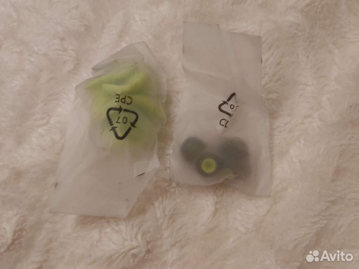 Беспроводные наушники monster