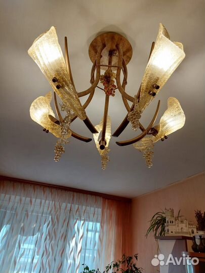 Люстра потолочная