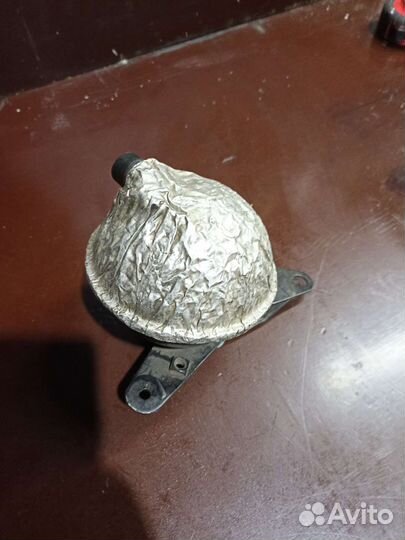 Вакуумный ресивер Audi A4 038129807 Awx