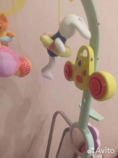 Мобиль на детскую кроватку