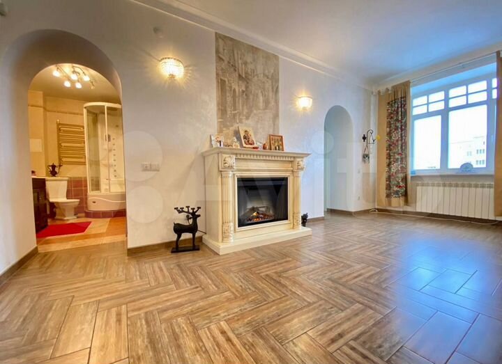 2-к. квартира, 105 м², 9/9 эт.