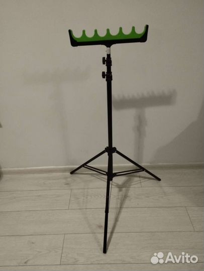 Штатив. Подставка для удочек