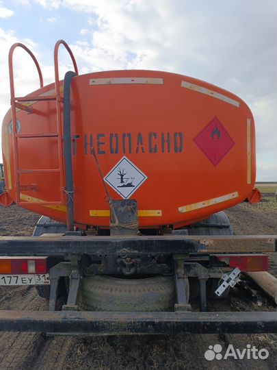 Цистерна (бочка) от заправщика